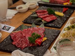-炼火烤肉店