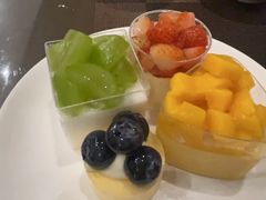 -飨食汇全日制餐厅·昆山皇冠假日酒店(九方店)