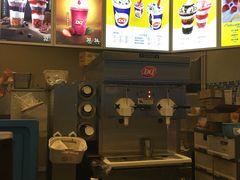 -DQ·蛋糕·冰淇淋(周浦万达店)