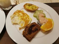 -中山利和希尔顿酒店