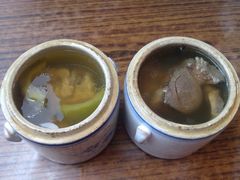 凉瓜排骨汤，鸡骨草猪横利汤-鑫馨餐厅