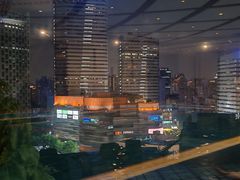 -上海龙之梦万丽酒店游泳池