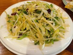 农家老虎菜-雪乡阁东北农家菜(颛桥约好休闲街店)