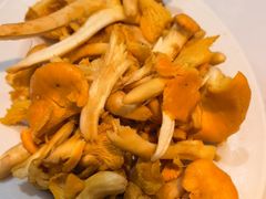 -原林野山菌火锅·炒菌(关上野生菌一条街店)