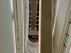 -七鲜超市(瑞虹天地太阳宫店)