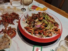 -乡土黄·鲜牛肉火锅·小龙虾(兴业街店)