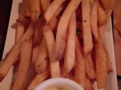-斯普汇生蚝牛排馆(中骏世界城店)
