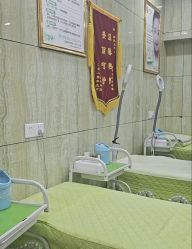-苗医生专业祛痘·皮肤管理