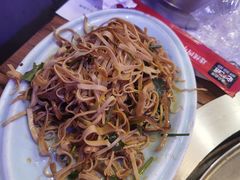 -山河屯铁锅炖(哈西站店)