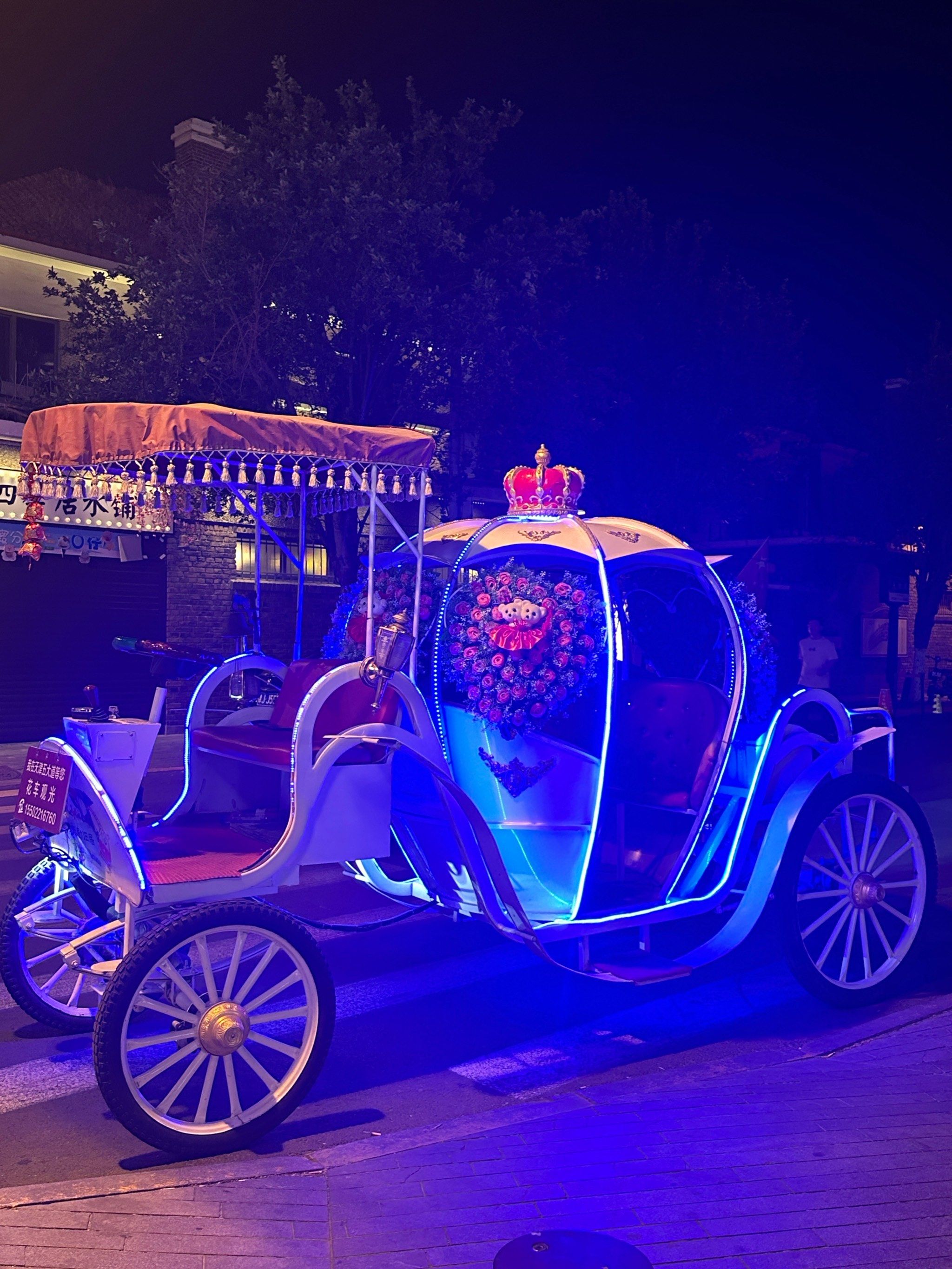 妈呀,这不是白雪公主的南瓜车吗