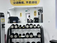 -发条鸭无人健身房(静安胶州路店)