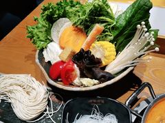 -呷哺呷哺 黄金牧场 (新中关购物中心店)