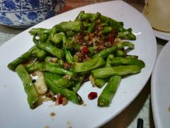 干煸四季豆-眷江南之小蓝鲸(王府大街店)