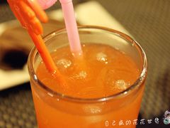 葡萄柚苏打水-吱咖啡西式简餐