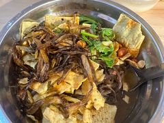 -柳州肥姨妈大骨螺蛳粉(沙河店)