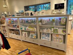 -丽婴房(七莘路店)