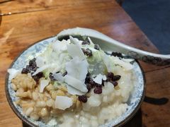 -四小区火锅·巷子里的重庆火锅(花照壁店)