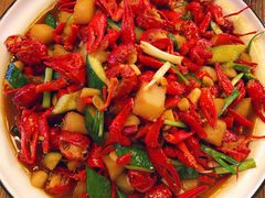 -爱啤精酿·民谣酒馆(滨江店)