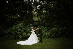 -巴黎婚纱摄影工作室