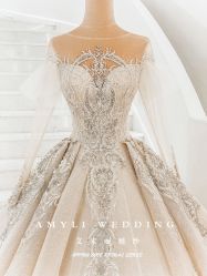 -艾米丽婚纱礼服