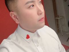 -肆俩肖像STUDIO(宝山万达店)