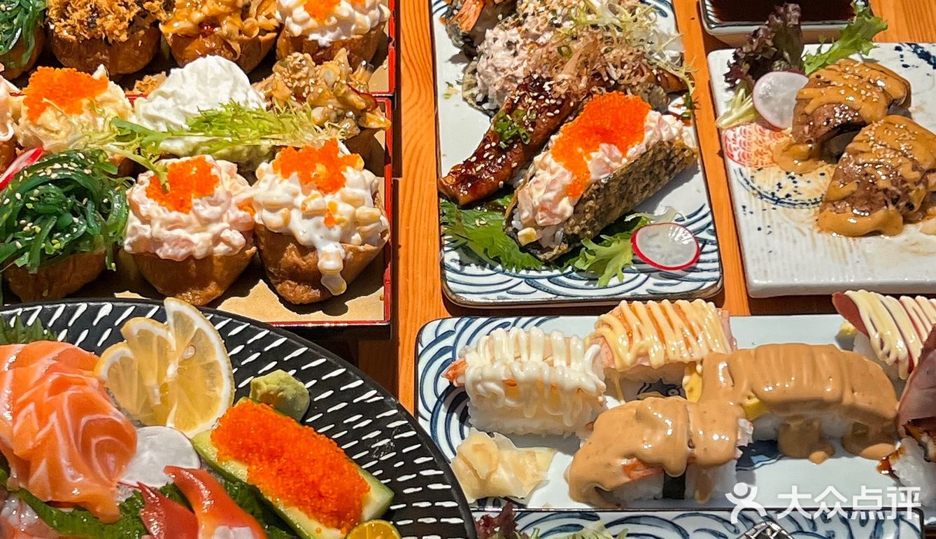 成都！胖嘟嘟的油豆腐寿司🍣料巨多超好吃！