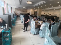 -今鲜源酒店·海鲜锅贴青岛菜(新湛路店)