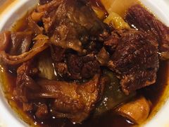 红烧牛腩饭-百事佳烧鸭牛腩(上海虹桥站店)