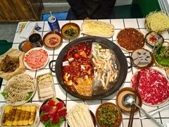 -扎起市井老火锅(乐山总店)