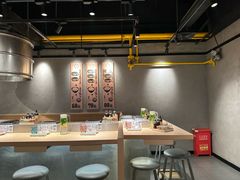 -肉肉大米(金虹桥店)