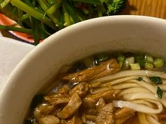 -矮子粉店1985·长沙米粉(湘春路店)