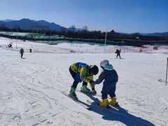 -华彬猛犸滑雪场