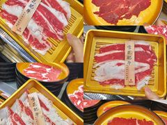 -雍容荟帝王蟹活龙虾展台自助(IFS黑金店)