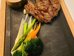 -龙虾酒吧扒房(宁波香格里拉店)