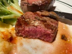 -Wolfgang’s Steakhouse 沃夫冈牛排馆(上海白玉兰广场店)