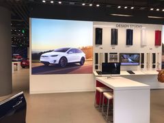 -TESLA 特斯拉(上海太古汇体验店)