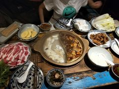 -房子红了鱼豆花重庆老火锅(广厦学院店)
