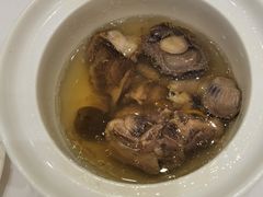 青榄炖鲜鲍-御彩酒家(东风东路店)