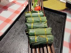 -刘姐啤酒鱼民族演艺餐厅(西街总店)