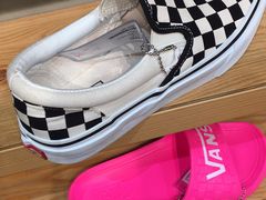 -ABC MART(心斎橋店)