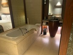-西双版纳融创皇冠假日度假酒店