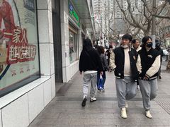 -上海哈尔滨食品厂(汇联商厦店)