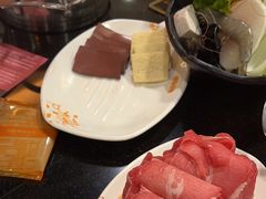 -呷哺呷哺(世贸.工三店)