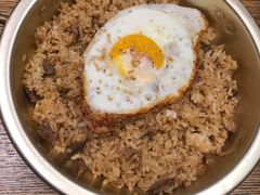 -鑫釜山海鲜烧烤(鑫丰国际店)