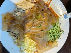 东北拉皮-赶海部落海鲜城(海阳路店)