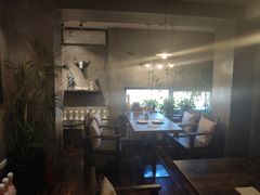 大堂-HIGH FIVE哈福手工汉堡(桂林路店)