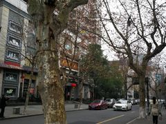 -吴山路夜市