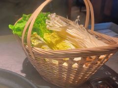 -同仁四季椰子鸡(海岸城天利店)