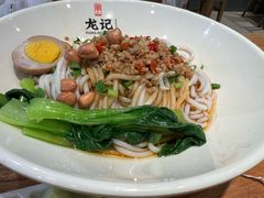 -湘人龙记老长沙米粉(鸟巢店)