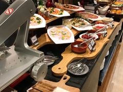 -圣丰索菲特·2 On 988 Café 自助餐厅